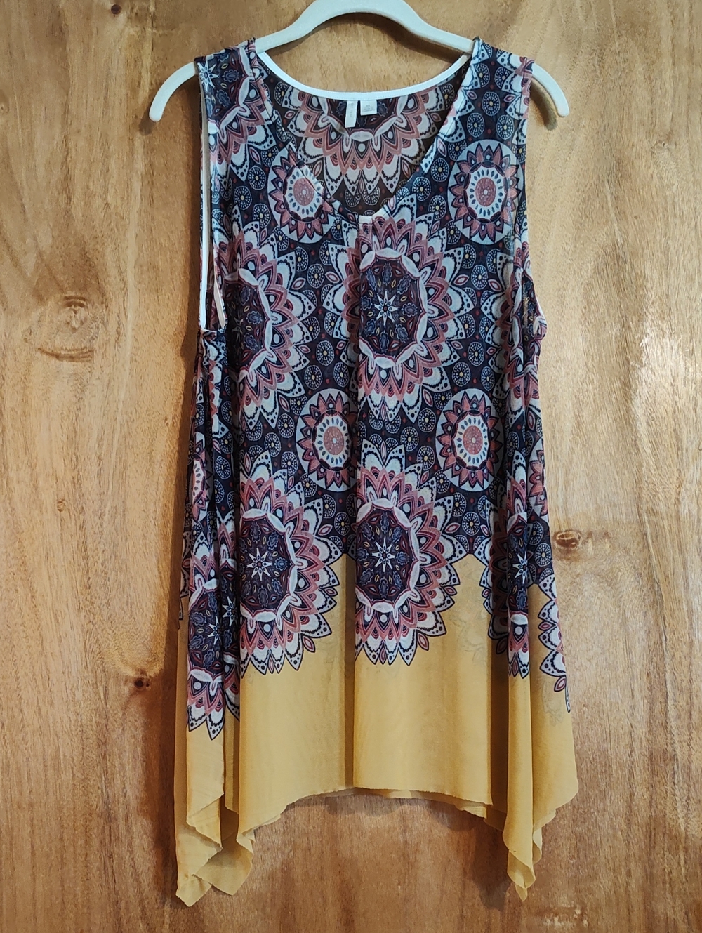 Cato Sheer Mesh Topper Navy Yellow Red Medallion Print Sharkbite Hem Tank Top XL